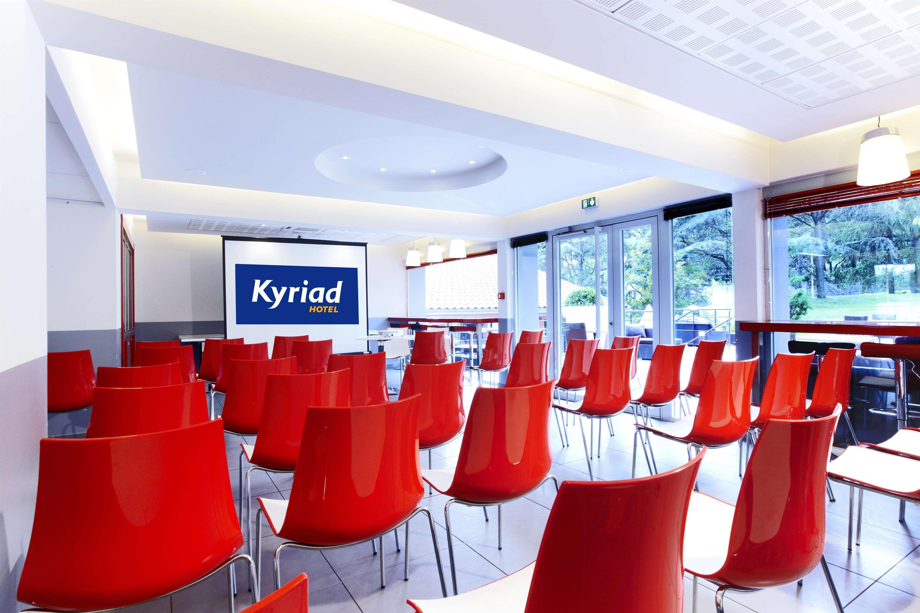Kyriad Lyon Sud Sainte Foy Luaran gambar